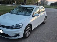 Gebraucht VW e-Golf 100 kW (136 PS) 2019 Weiß Kleinwagen