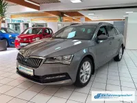 Gebraucht Skoda Superb Ambition 150 PS (110 kW) 2023 Grau Kombi