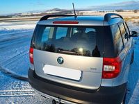 Gebraucht Skoda Yeti Experience 105 PS (77 kW) 2011 Blau SUV