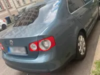 Gebraucht VW Jetta 105 PS (77 kW) 2005 Grau Limousine