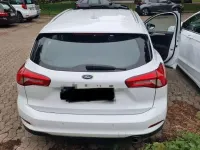 Używany Ford Focus Cool & Connect 120 KM (88 kW) 2019 Biały Sedan/Limuzyna