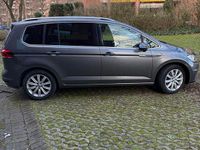 Gebraucht VW Touran Highline 150 PS (110 kW) 2016 Grau Van / Kleinbus