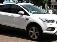 Gebraucht Ford Kuga Titanium 180 PS (132 kW) 2019 Weiß SUV