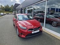 Neu Kia Ceed Vision 140 PS (102 kW) 2025 Rot Kleinwagen
