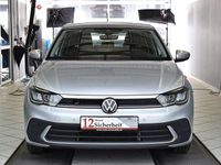 Gebraucht VW Polo Life 95 PS (69 kW) 2024 Silber Kleinwagen