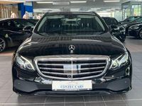 Gebraucht Mercedes E300 306 PS (225 kW) 2019 Ung. schwarz  unilack Kombi