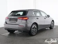 Gebraucht Mercedes A180 Progressive 136 PS (100 kW) 2025 Mountaingrau Limousine