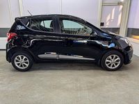 Gebraucht Hyundai i10 Style 87 PS (63 kW) 2016 Schwarz Kleinwagen