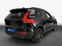 Neu Volvo XC40 Plus 197 PS (144 kW) 2025 Schwarz SUV