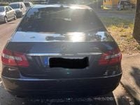 Gebraucht Mercedes E250 AMG 206 PS (151 kW) 2010 Braun Limousine