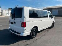 Gebraucht VW Caravelle 204 PS (150 kW) 2016 Weiß Van