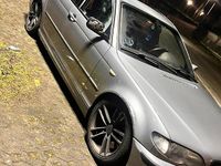 Gebraucht BMW 330 204 PS (150 kW) 2005 Grau Kombi