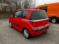 Gebraucht Peugeot 1007 73 PS (53 kW) 2007 Rot Van / Kleinbus