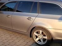 Gebraucht BMW 525 197 PS (144 kW) 2007 Grau Kombi