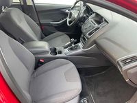 Gebraucht Ford Focus S 150 PS (110 kW) 2012 Rot Limousine