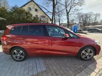 Gebraucht BMW 220 Gran Tourer Sport Line 192 PS (141 kW) 2016 Rot Van / Kleinbus
