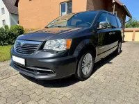 Gebraucht Lancia Voyager 163 PS (119 kW) 2012 Schwarz Van / Kleinbus