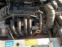 Usado Ford Focus 74 HP (54 kW) 2000 Cinzento Carrinha