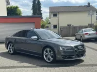 Gebraucht Audi S8 Ambiente 520 PS (382 kW) 2013 Grau Limousine