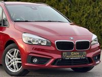 Gebraucht BMW 218 Basis 150 PS (110 kW) 2015 Rot Kombi