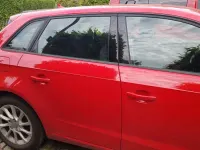 Gebraucht Audi A3 Attraction 122 PS (89 kW) 2014 Rot Limousine