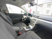 Gebraucht VW Passat 120 PS (88 kW) 2008 Blau Kombi
