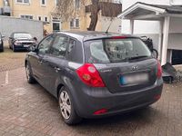 Gebraucht Kia Ceed 120 PS (88 kW) 2007 Schwarz Kleinwagen