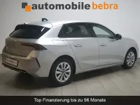 Usado Opel Astra Elegance 131 HP (96 kW) 2023 Prateado Sedan