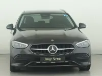 Gebraucht Mercedes C300 Avantgarde 265 PS (194 kW) 2023 Metalliclack graphitgrau Kombi