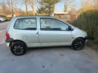 Gebraucht Renault Twingo Initiale Paris 60 PS (44 kW) 2000 Gold Kleinwagen