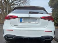 Gebraucht Mercedes A180 AMG line 136 PS (100 kW) 2020 Weiß Limousine