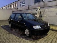 Gebraucht VW Polo 50 PS (36 kW) 2000 Schwarz Limousine