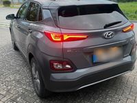 gebraucht Hyundai Kona Garagenfahrzeug mit Werksgarantie