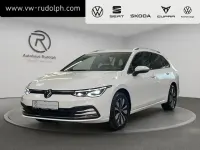 Gebraucht VW Golf VIII Move 131 PS (96 kW) 2023 Pure white Kombi