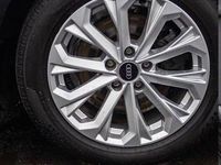 Gebraucht Audi A4 Advanced 163 PS (119 kW) 2020 Schwarz Kombi