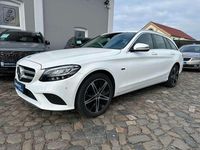 Gebraucht Mercedes C300e Avantgarde 320 PS (235 kW) 2021 Polarweiss Kombi