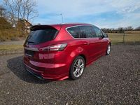 Gebraucht Ford S-MAX Titanium 179 PS (131 kW) 2017 Rot Van / Kleinbus