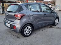 Gebraucht Hyundai i10 67 PS (49 kW) 2017 Grau Kleinwagen
