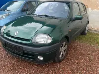 Gebraucht Renault Clio 90 PS (66 kW) 1999 Grün Kleinwagen
