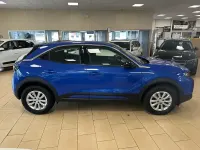 Gebraucht Opel Mokka-e Edition 100 kW (136 PS) 2022 Perl blau/voltaik blau SUV