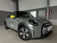 Usata Mini Cooper SE Essential 135 kW (184 CV) 2022 Grigio Utilitaria
