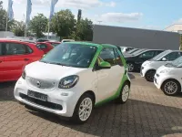 Gebraucht Smart ForTwo Cabrio 60 kW (82 PS) 2017 Grün Cabrio