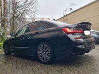 gebraucht BMW 318 d M.Sport(M4), PANO,CAM,VIRTUAL,ASSITANT,Vol