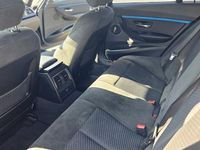 Gebraucht BMW 320 M Sport 184 PS (135 kW) 2016 Grau Limousine