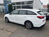 Gebraucht Hyundai i30 Style 140 PS (102 kW) 2018 Weiß Limousine