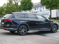 Gebraucht VW Passat Alltrack 239 PS (175 kW) 2017 Schwarz Kombi