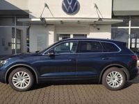 Gebraucht VW Touareg Elegance 231 PS (169 kW) 2024 Andere farbe SUV