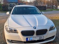 Gebraucht BMW 520 184 PS (135 kW) 2011 Weiß Kombi