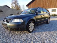 Gebraucht VW Passat 150 PS (110 kW) 2004 Blau Kombi
