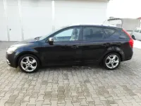 Gebraucht Kia Ceed Sportswagon 128 PS (94 kW) 2011 Schwarz Kombi